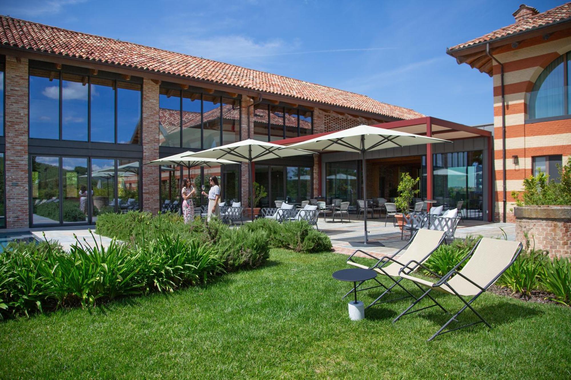 Villaggio Narrante - Cascina Galarej Serralunga d'Alba Eksteriør bilde